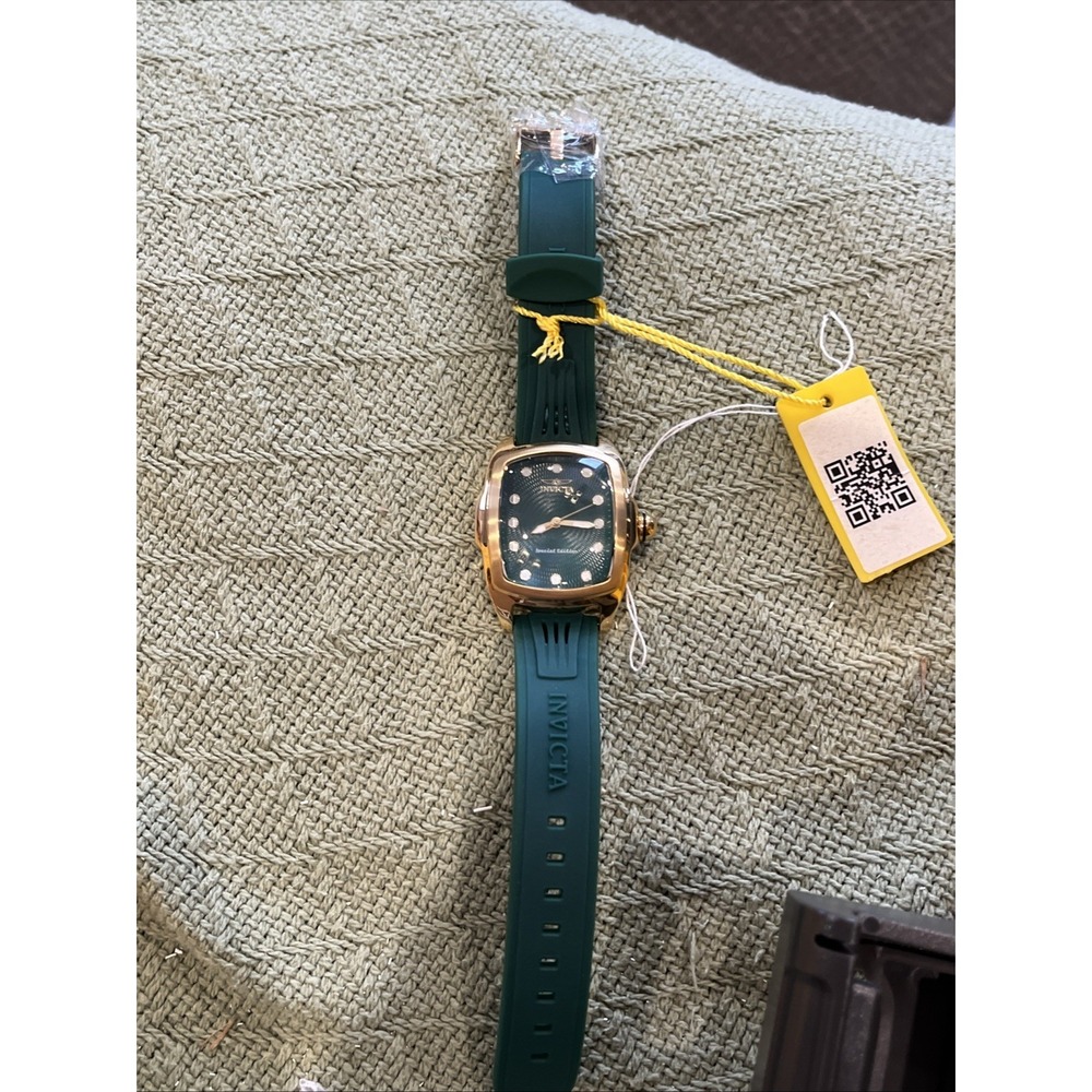 Invicta Lupah Model 50797 - Ladies Watch Quartz Special Edition Green W/Box - Picture 3 of 7